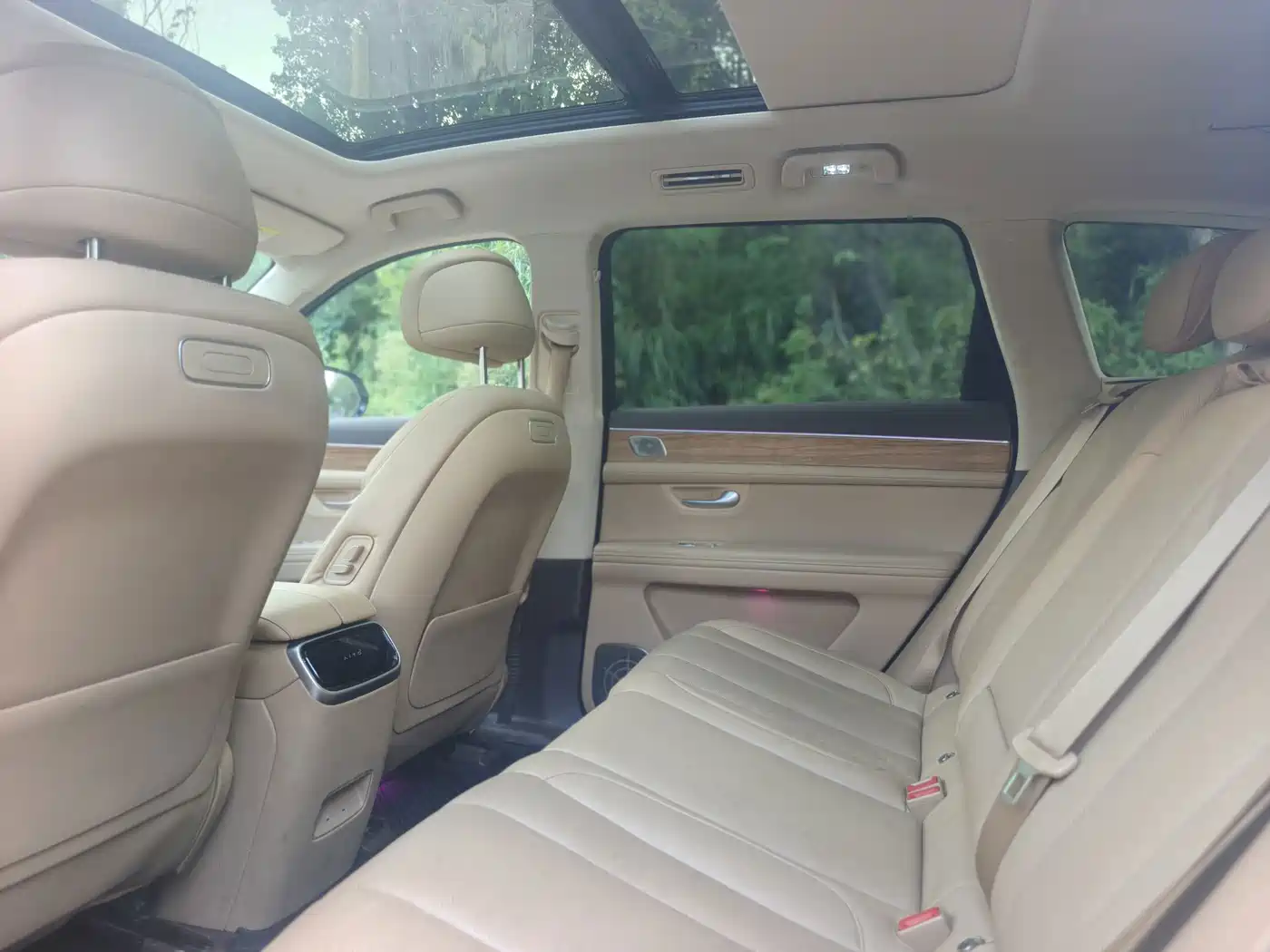 Aito M7 2023 2022 1.5T AWD Luxury Edition
