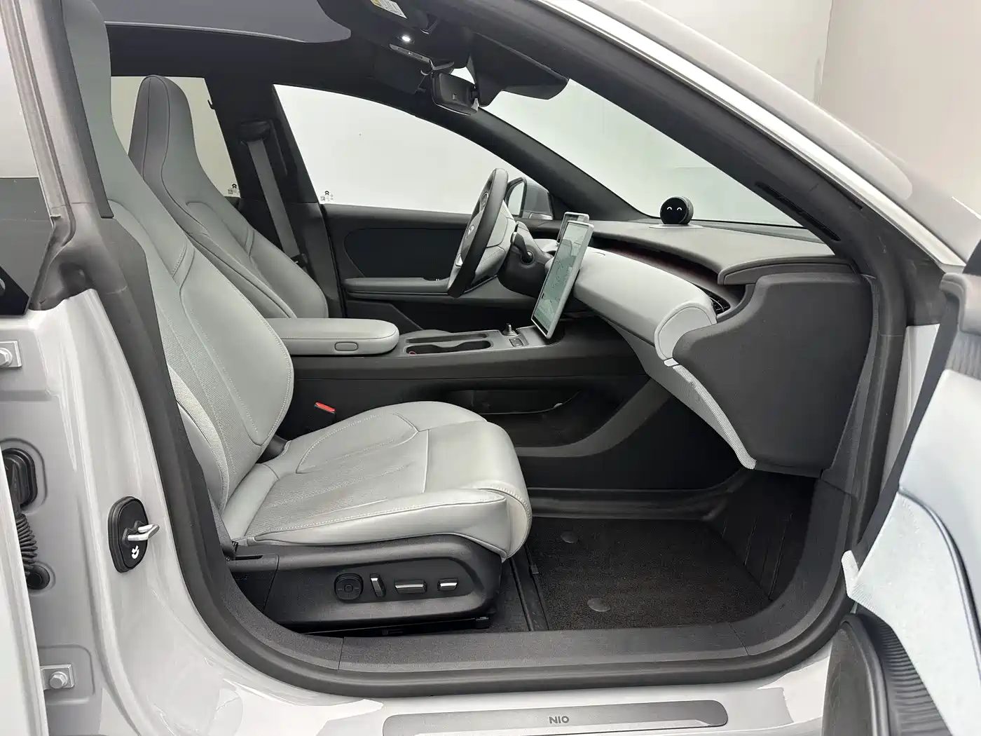 NIO NIO ET5T