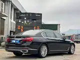 Photo 4 - BMW 7 Series