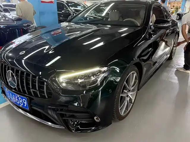 MERCEDES-BENZ E CLASS