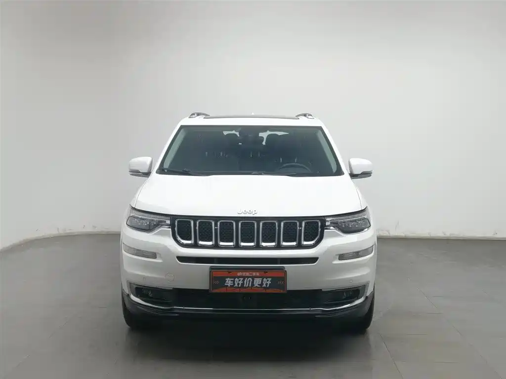 JEEP GRAND COMMANDER