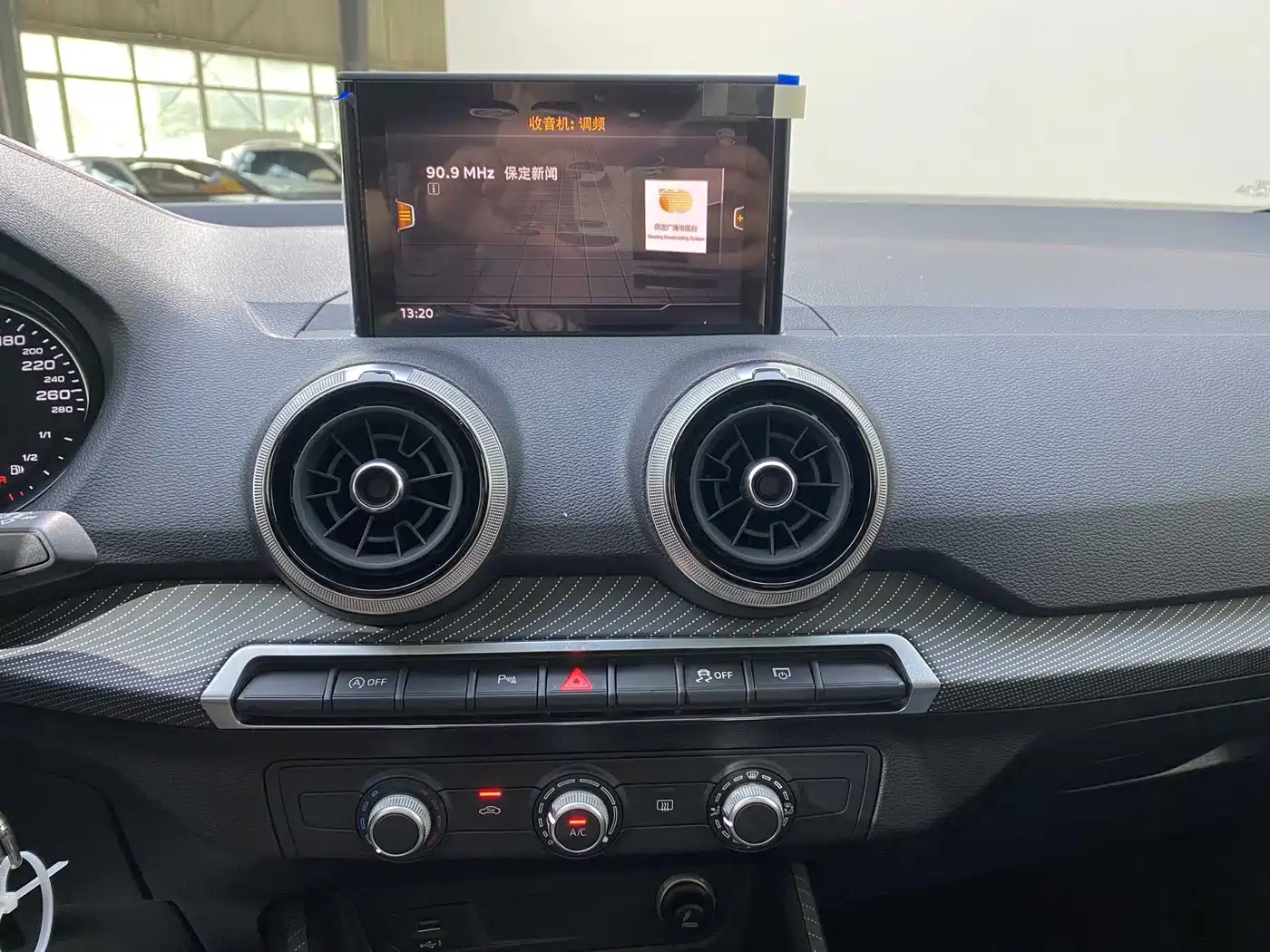 Audi Q2L 2023 2022 35 TFSI Progressive Dynamic