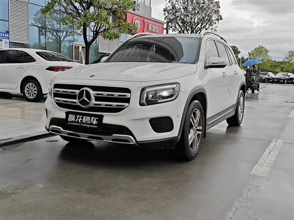 Mercedes-Benz GLB