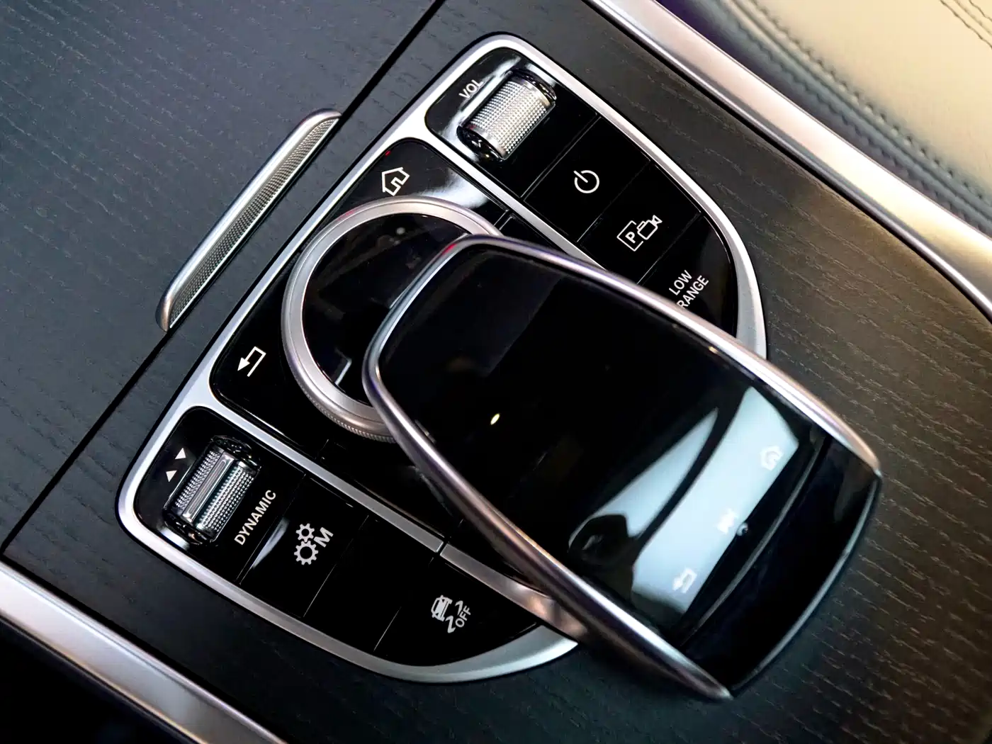 Mercedes-Benz G-Class 2024 G 350 фото 16