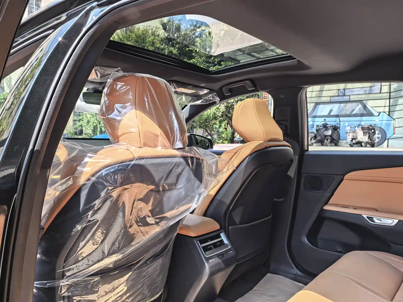 Lexus ES 2026 2025 Model 300h Base Version