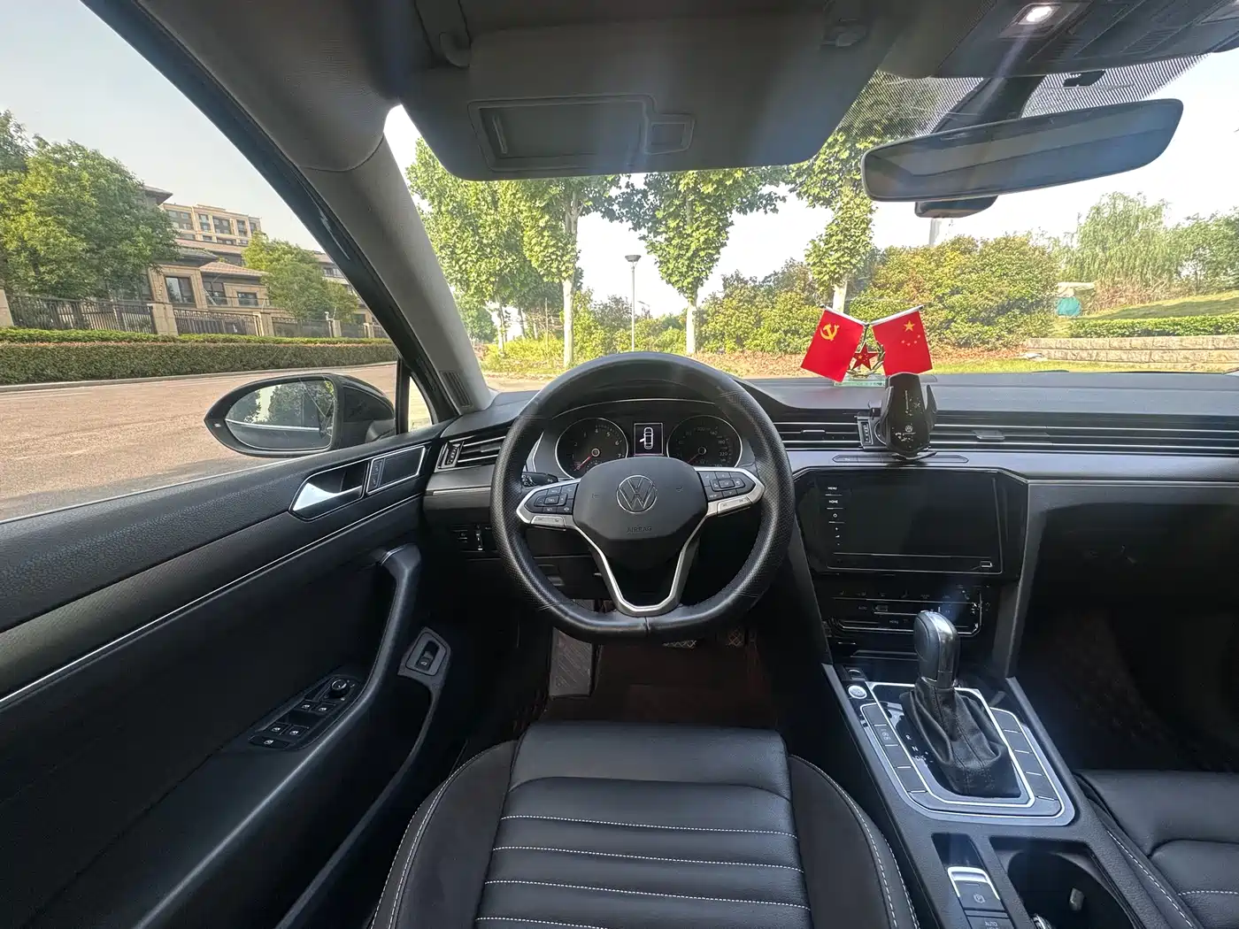 Volkswagen Magotan 2020 330TSI DSG Leading фото 5