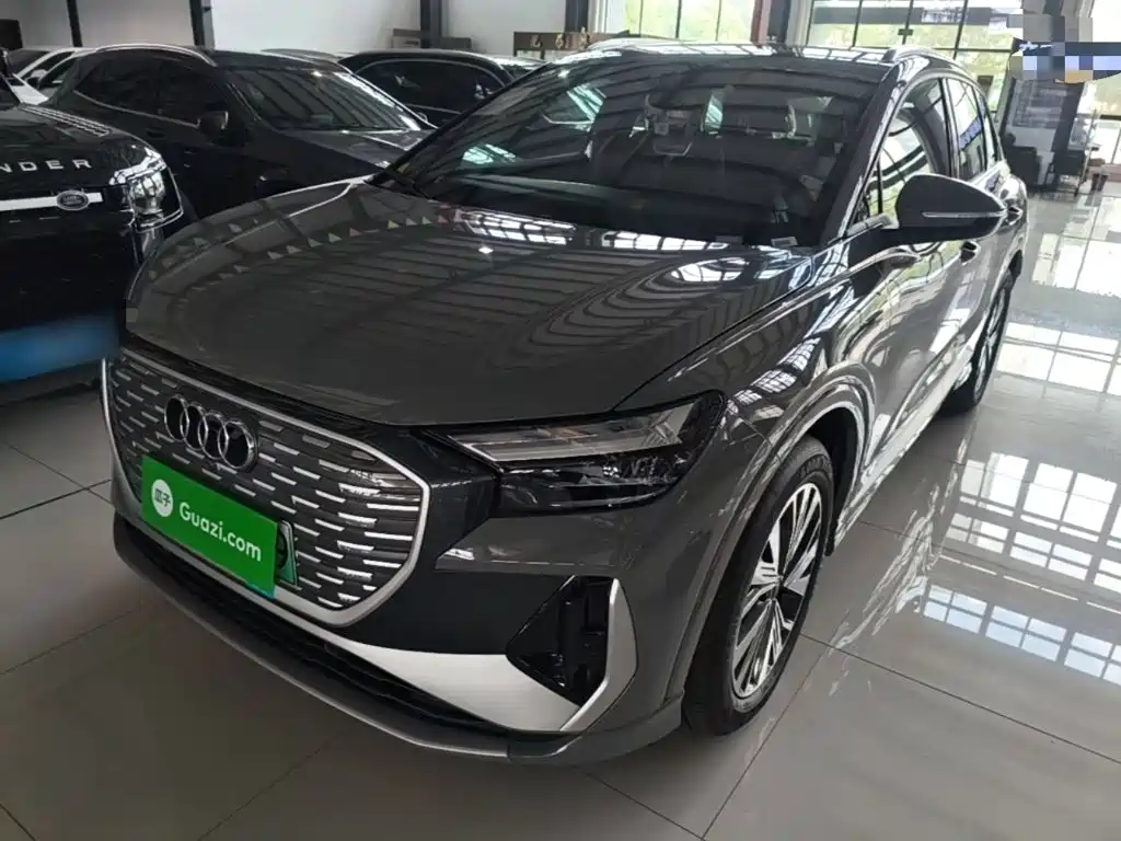 Photo 1 - Audi Q4 e-tron