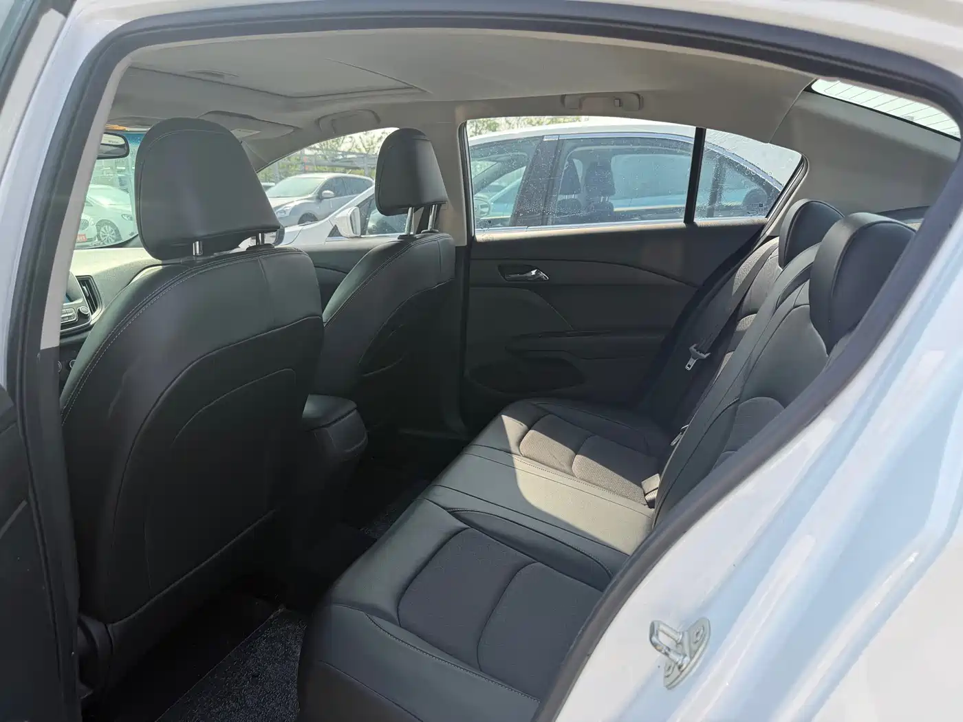 Chevrolet Cavalier 2019 320 Manual Joy Edition фото 7