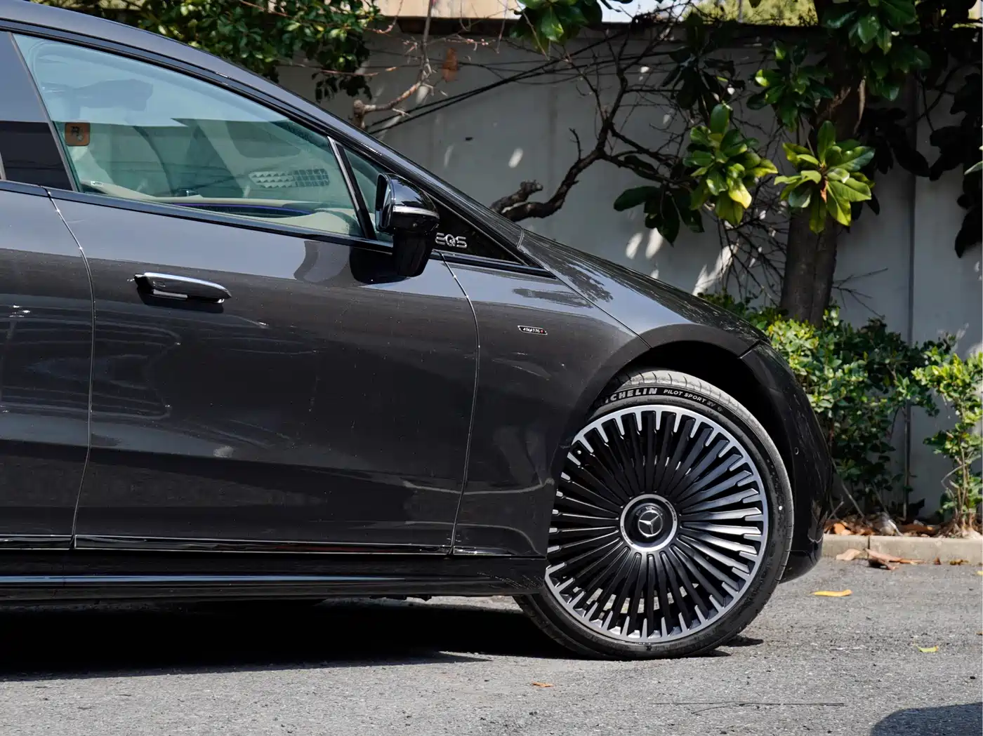 MERCEDES-BENZ EQS AMG