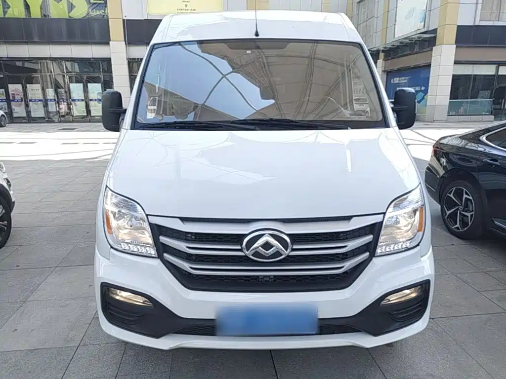 SAIC Maxus Xintu V80 2025 2024 Aoyun Value Edition 6AMT Long Wheelbase Medium Roof 127Ps 6/7/8/9 Seats