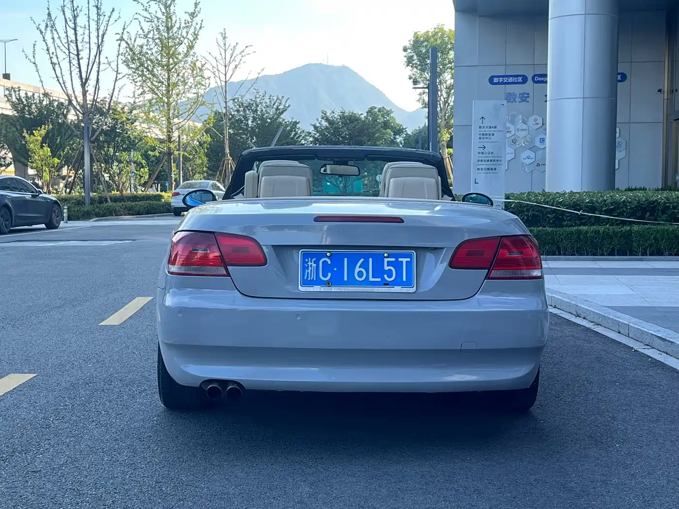 BMW 3 Series (Import) 2009 2009 Model 330i Convertible