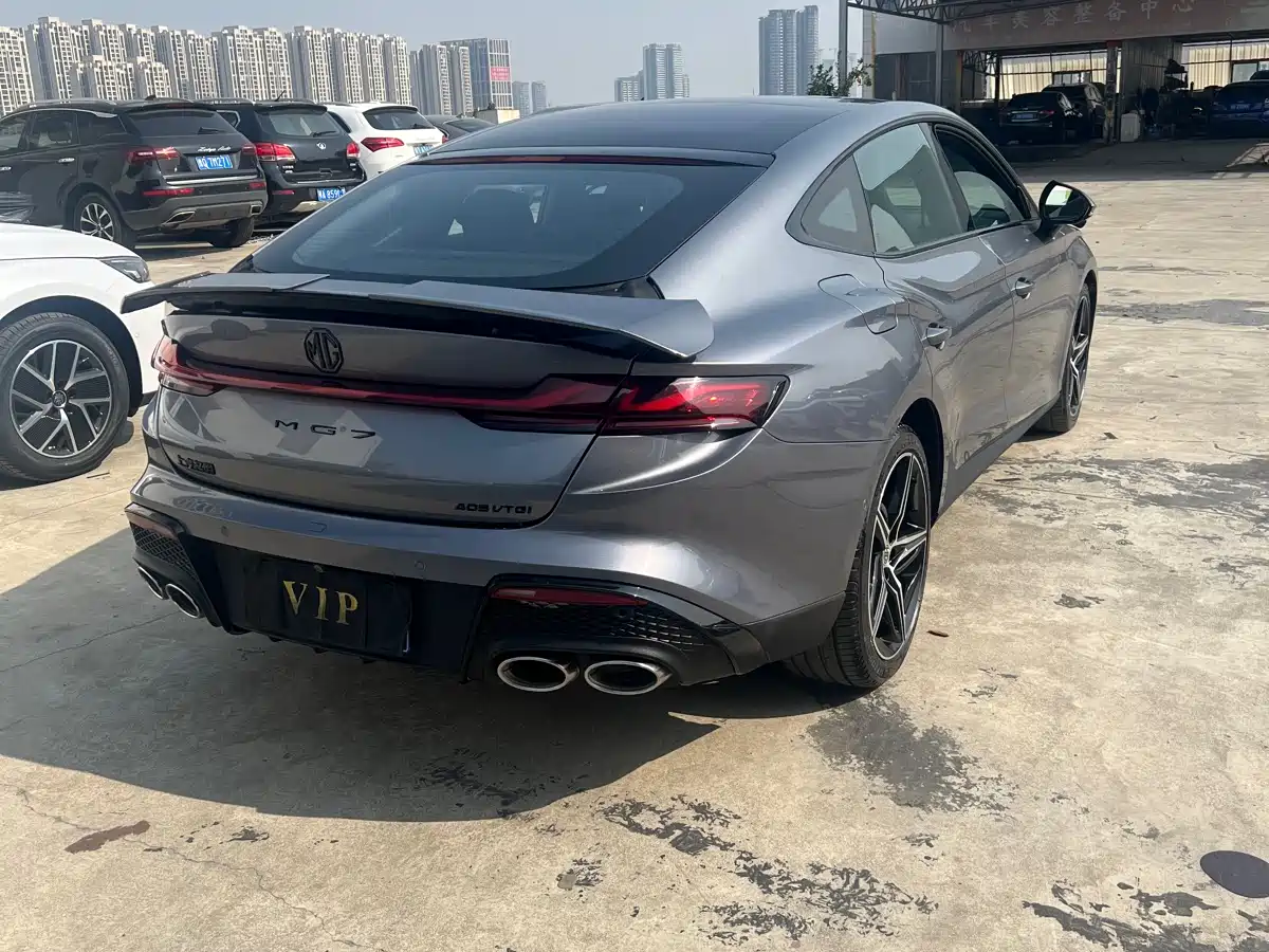 MG MG7