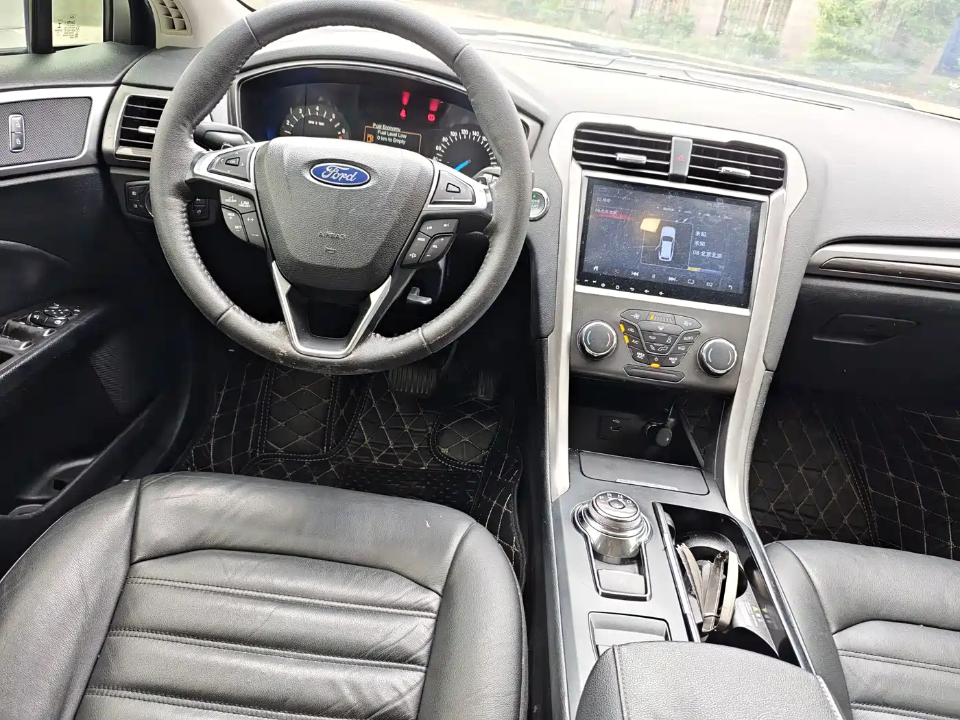 Фото 6 - Ford Mondeo