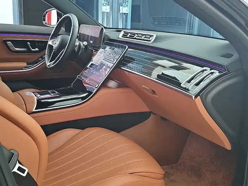 Фото 7 - Mercedes-Benz S-Class