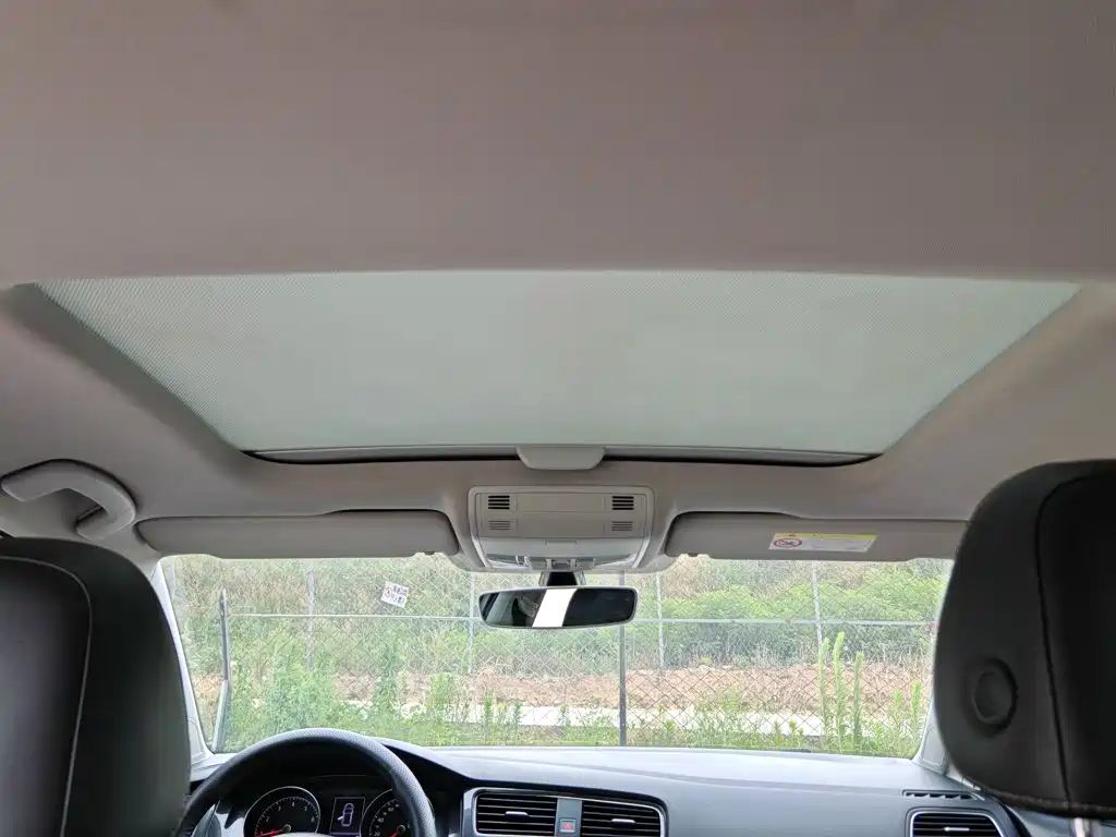 Фото 9 - Volkswagen Golf