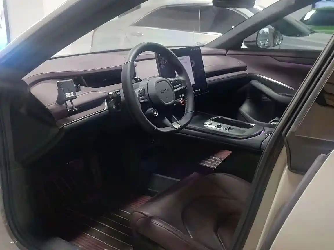 XIAOMI CAR XIAOMI SU7