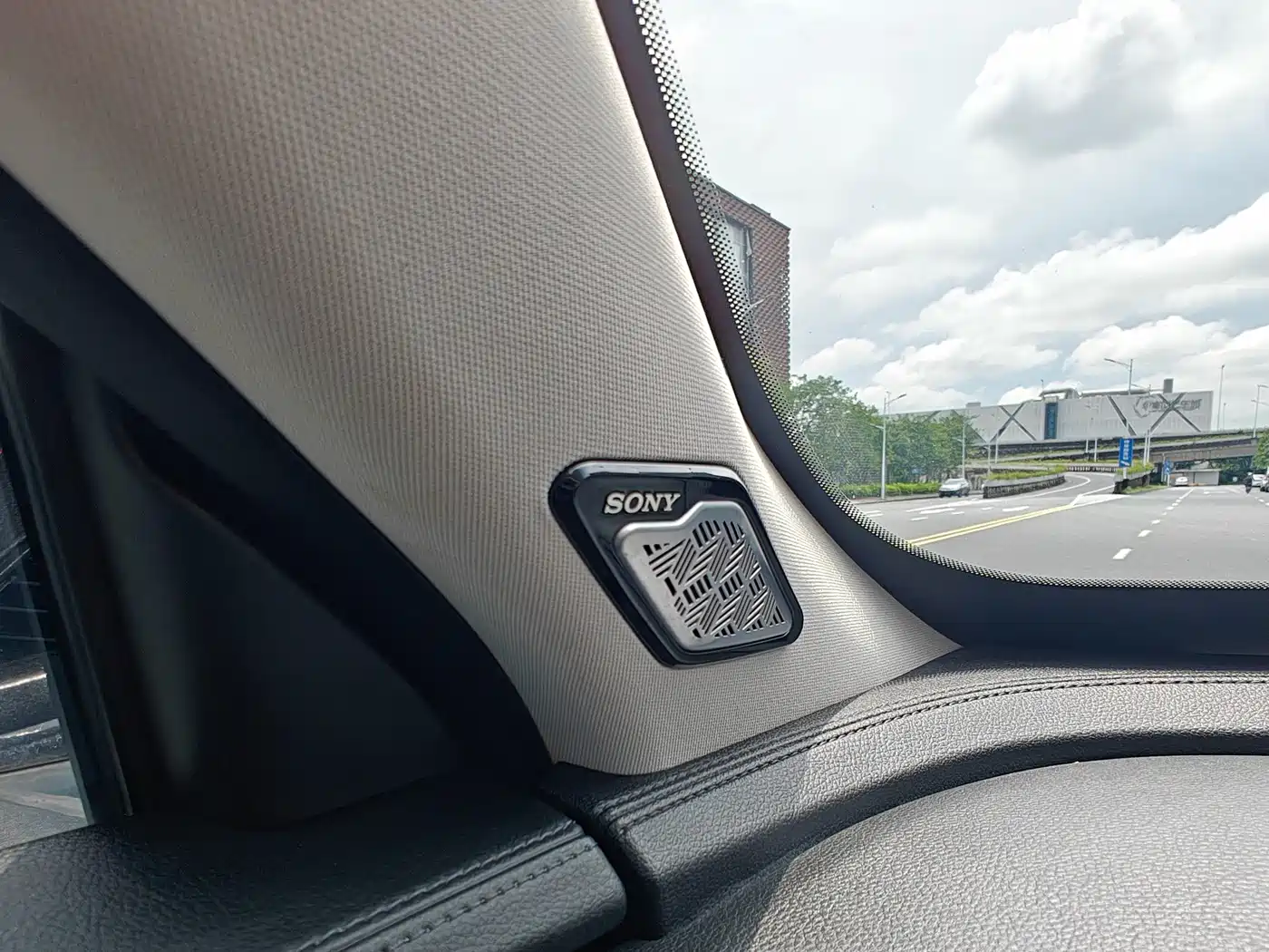 Exeed Windchaser 2022 2022 Riding the Wind and Waves Edition 1.5T CVT Wind Starter