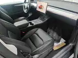 Photo 20 - Tesla Model Y