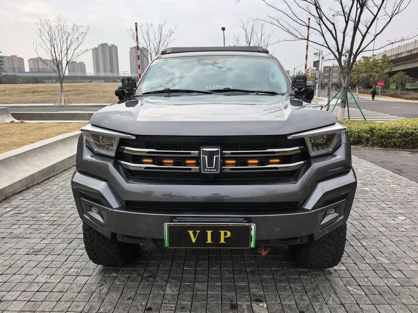 TANK TANK 400 NEW ENERGY