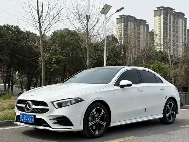 MERCEDES-BENZ A CLASS