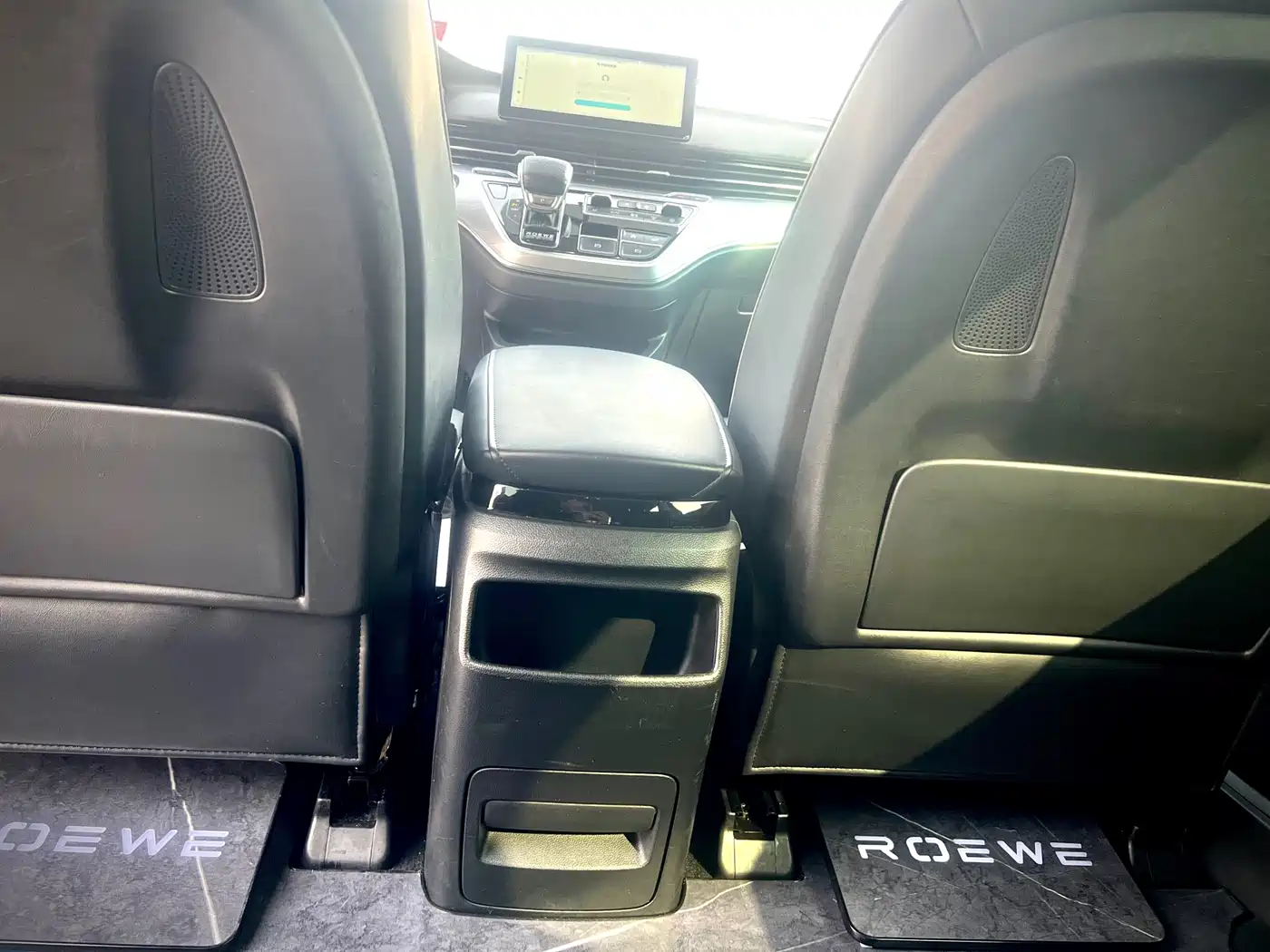 ROEWE IMAX8