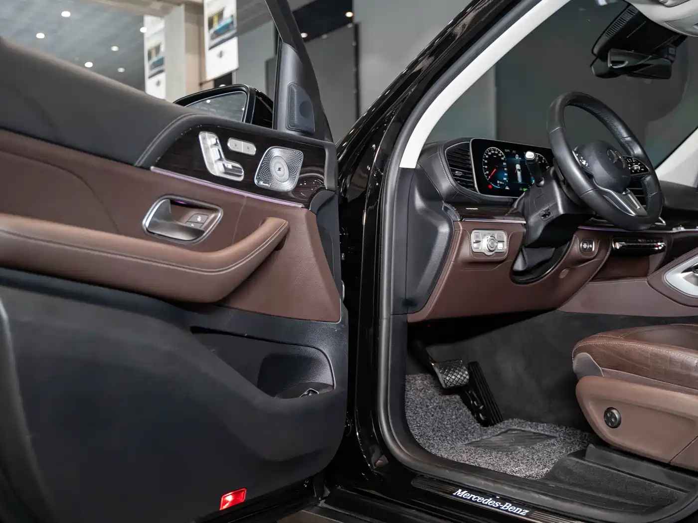 Mercedes-Benz GLS 2021 GLS 450 4MATIC Fashion фото 9