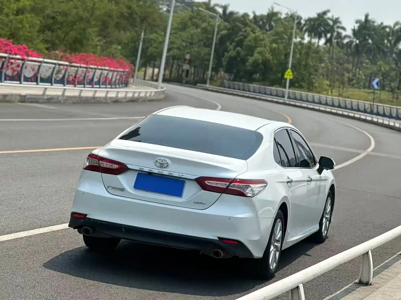 Toyota Camry 2019 2.0G Luxury (China V) фото 5