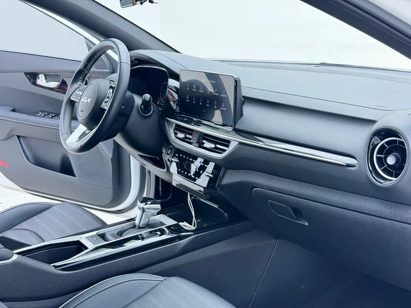 Kia K3 2023 2023 Model 1.5L CVT Luxury Edition