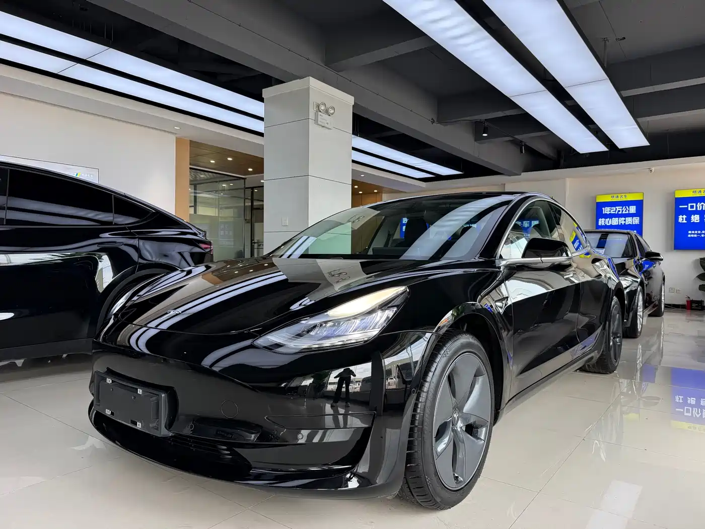 Tesla Model 3 2020
