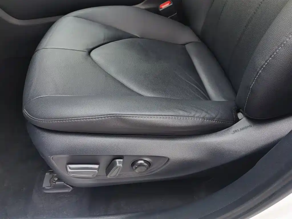 Toyota Highlander 2022 Model Dual Engine 2.5L 4WD Premium Edition 7-Seater фото 20
