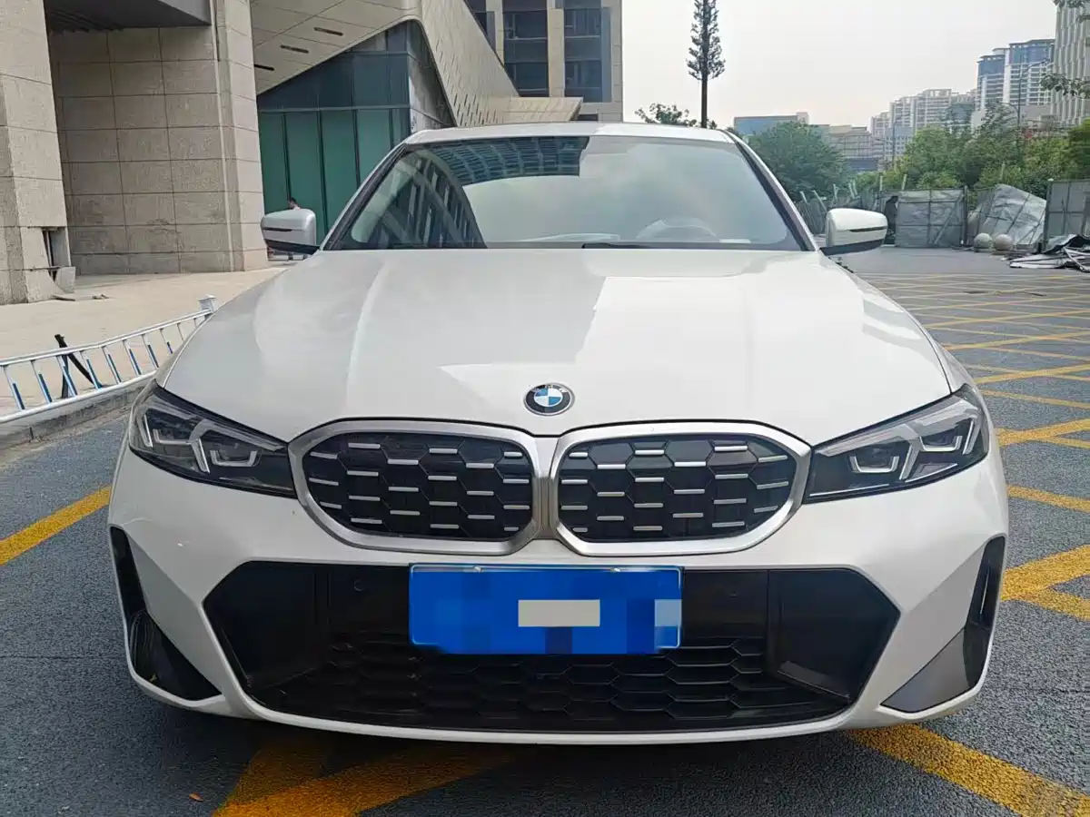 BMW 3 Series 2023 325Li xDrive M Sport Package