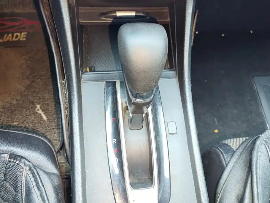 Honda Jade 2018 2017 1.8L Automatic Comfort Edition 5-seater