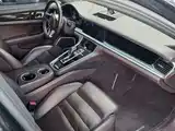 Photo 6 - Porsche Panamera New Energy