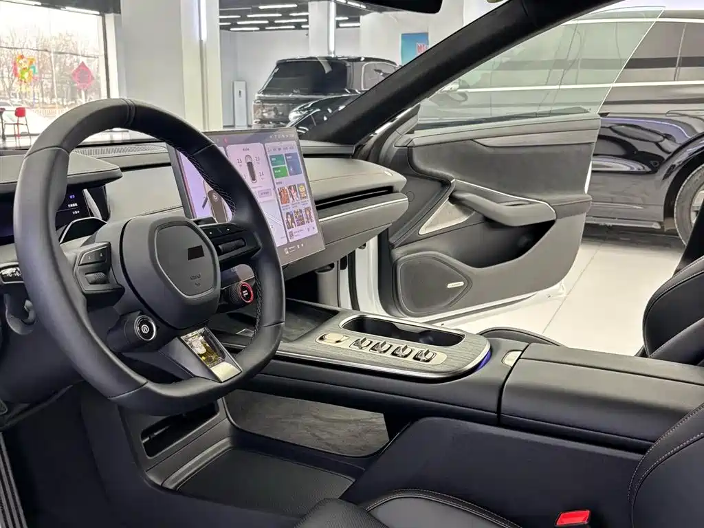 XIAOMI CAR XIAOMI SU7