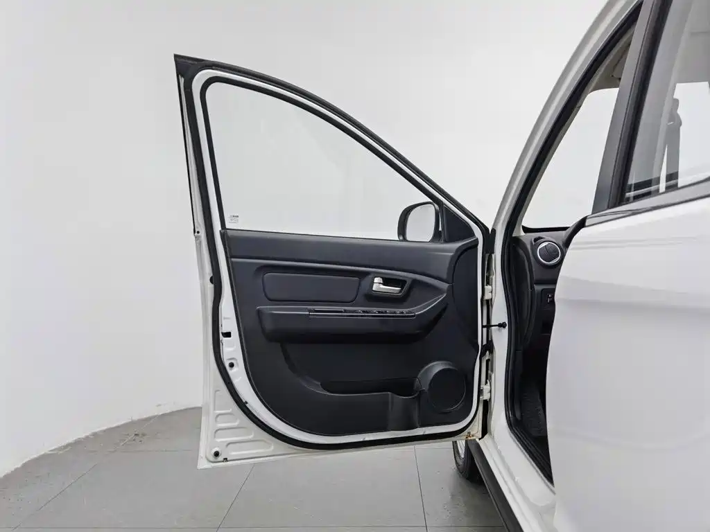 BAIC Huansu H2 2016 2016 H2E 1.5L Elite BJ415B