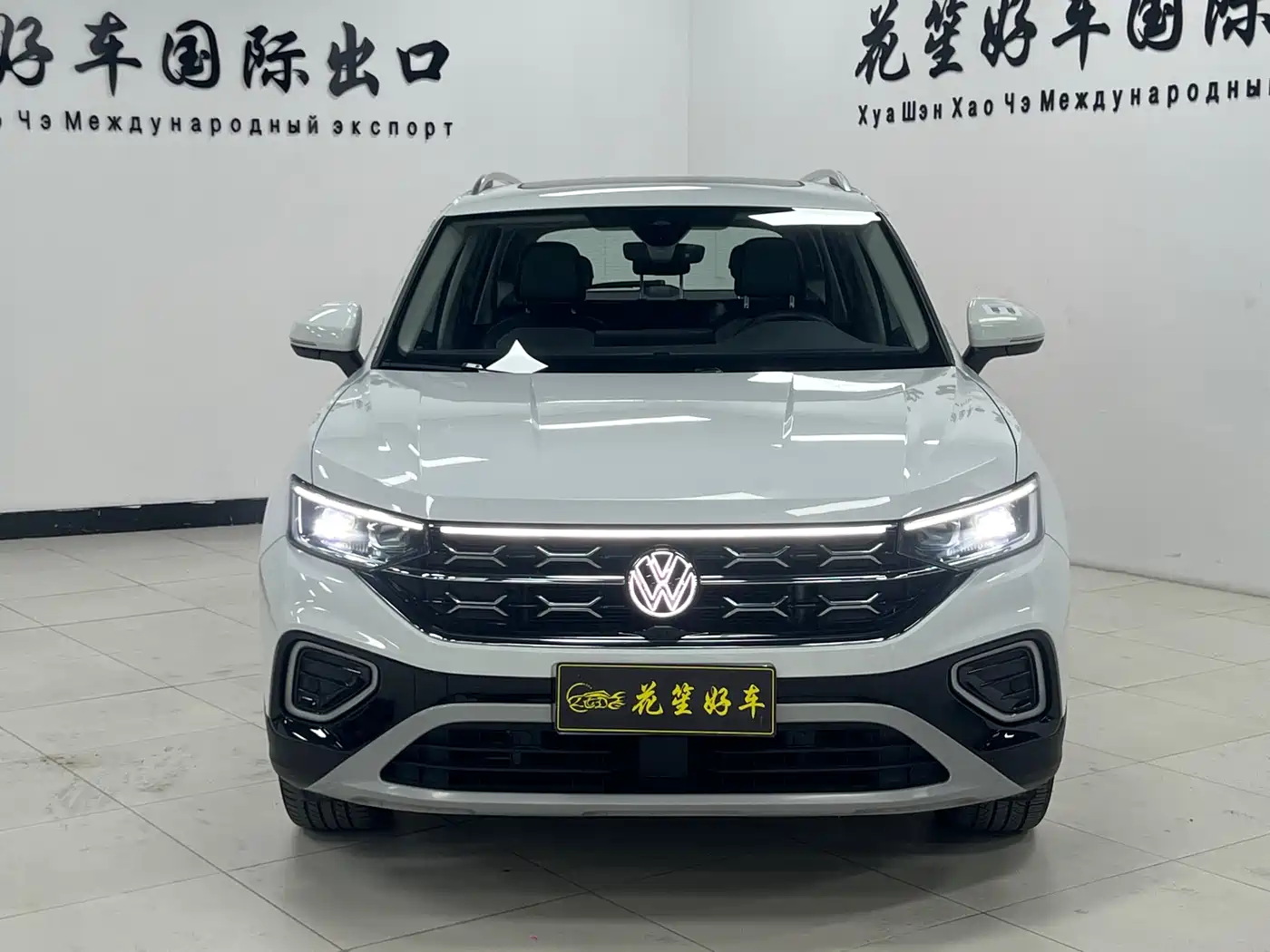 Volkswagen Tayron 2023 280TSI 2WD Luxury Plus Advanced Edition фото 2