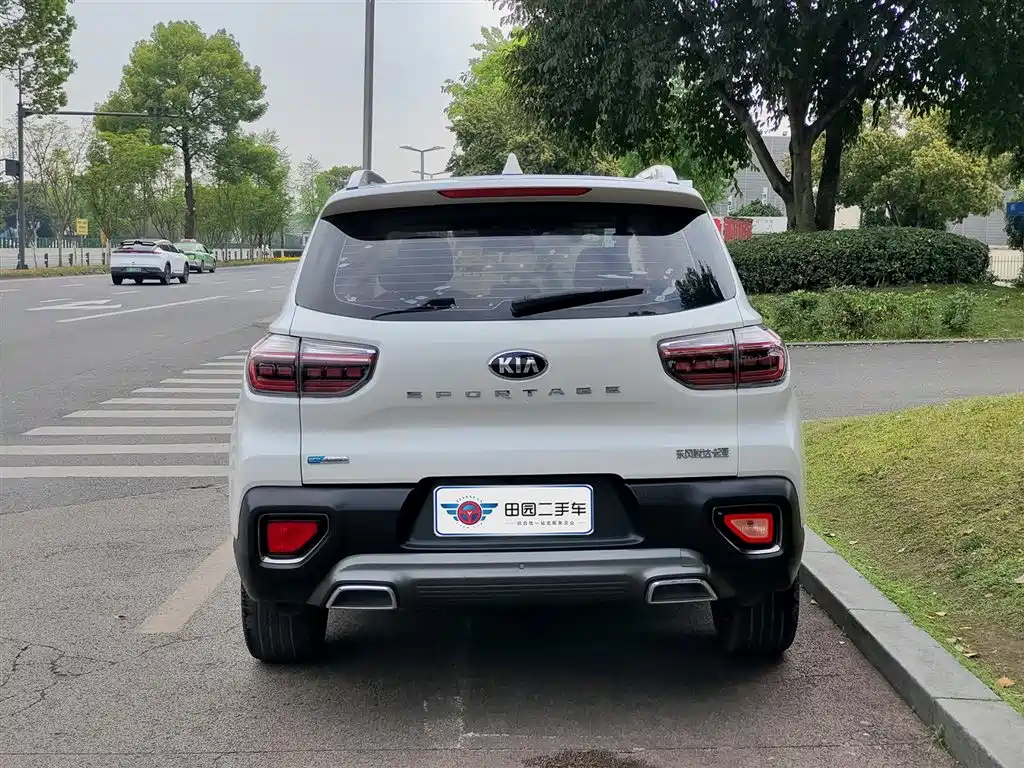 Kia Sportage 2019 2.0L Automatic Smart Luxury Edition фото 5
