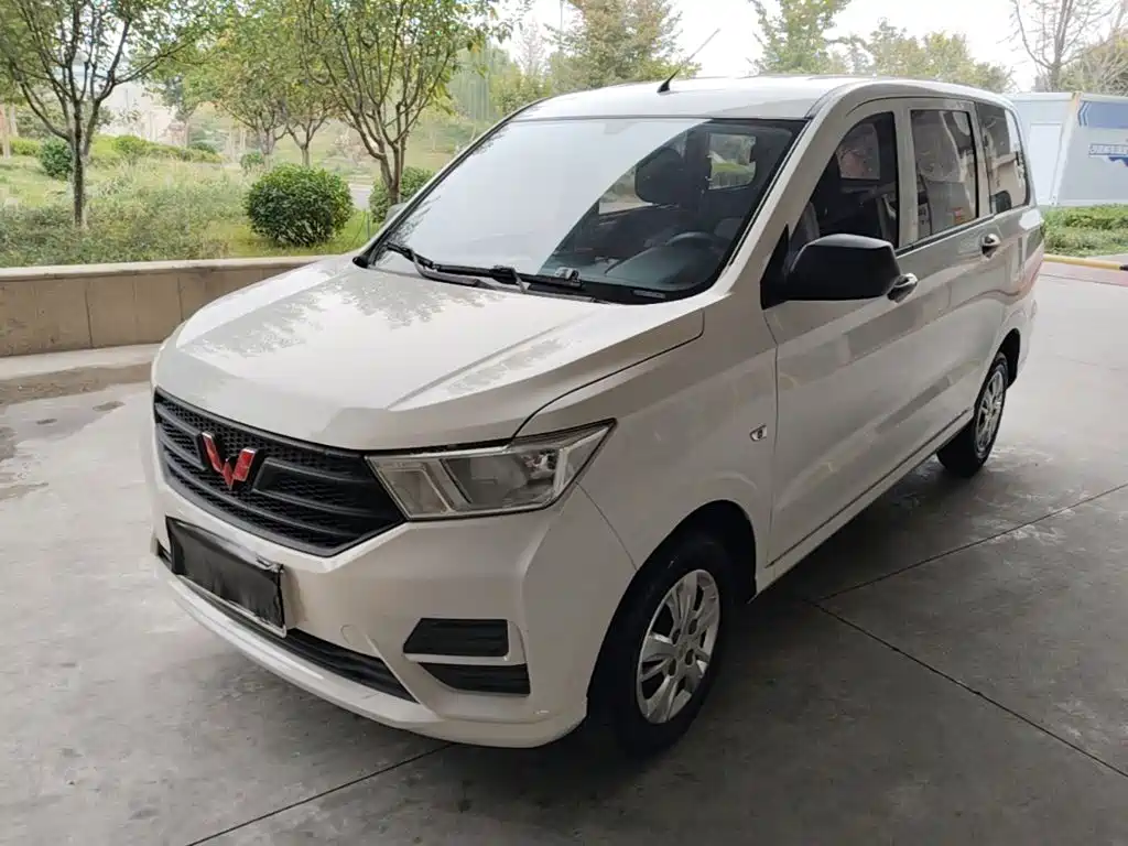 Wuling Motors Wuling Hongguang 2021 — пригон из Китая
