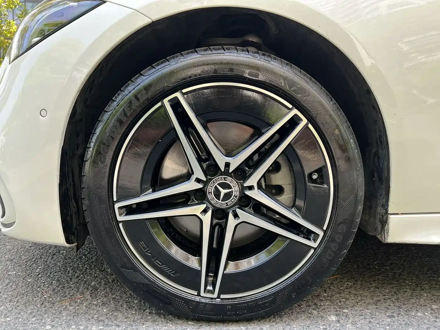 Mercedes-Benz C-Class 2025 C 260 L Night Sport Edition фото 4