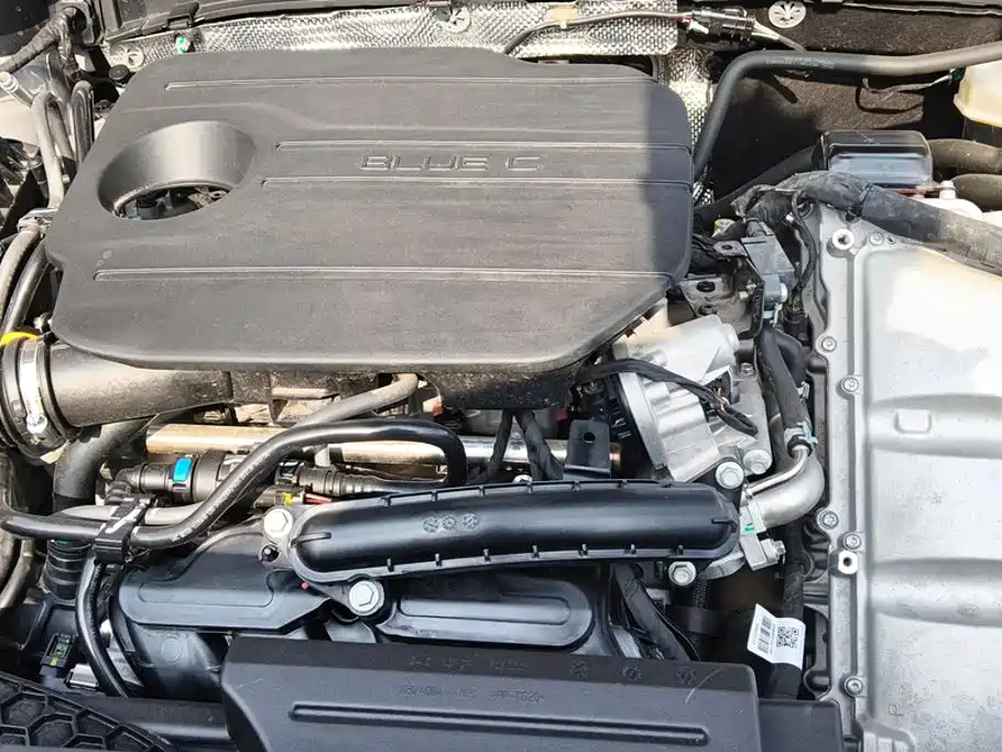 Roewe M7 DMH 2025 2025 Base