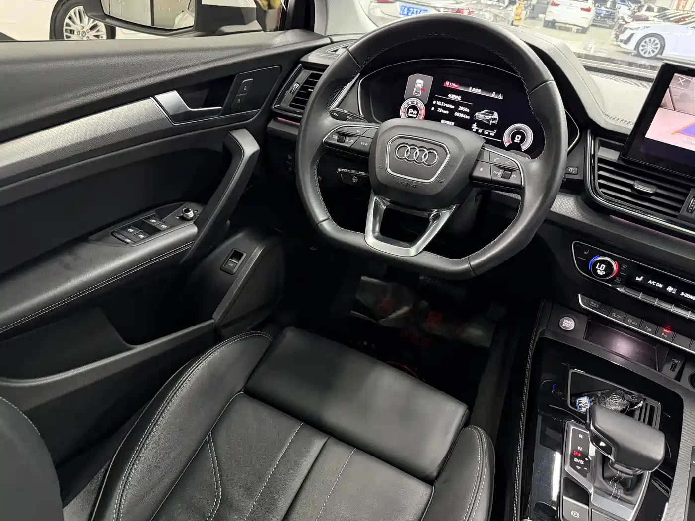 Audi Q5L 2022 Facelift 40T Luxury Dynamic фото 10