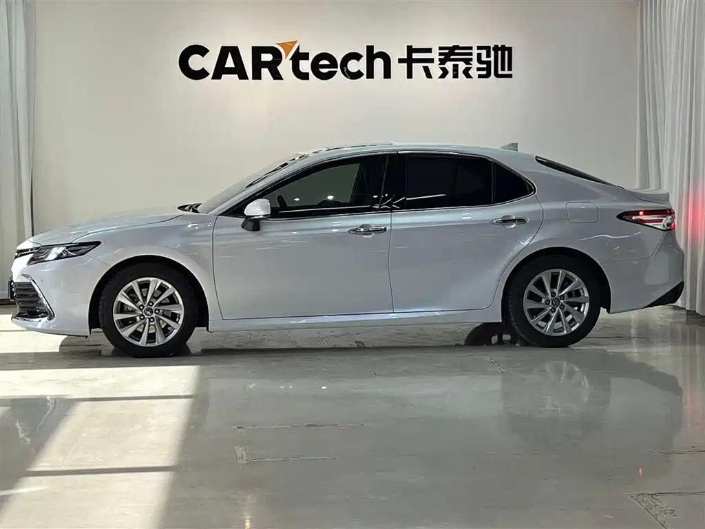 Toyota Camry 2021 2.0G Luxury Edition фото 7