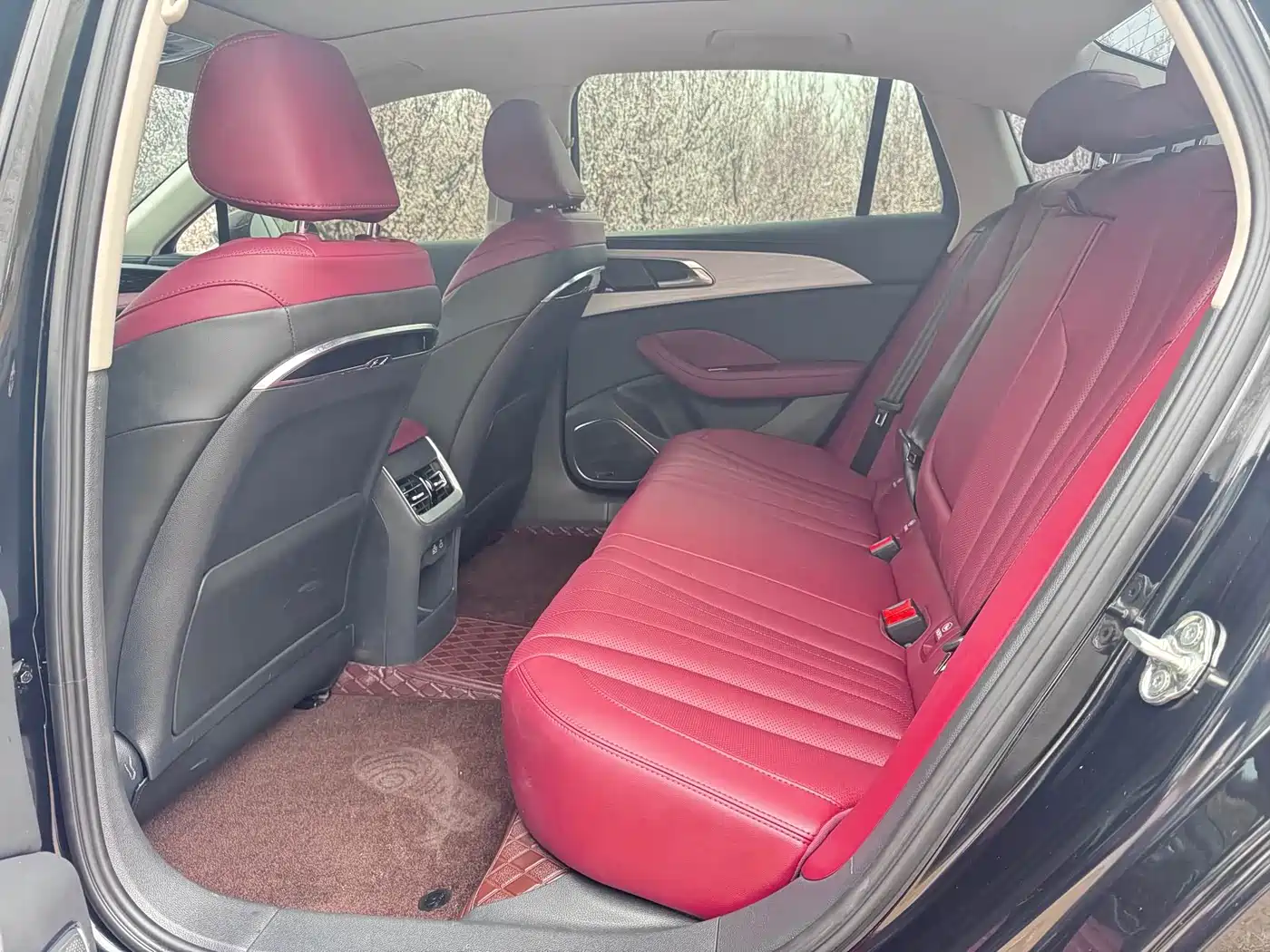 Hongqi H5 PHEV 2025 130 Super Hybrid Edition фото 5
