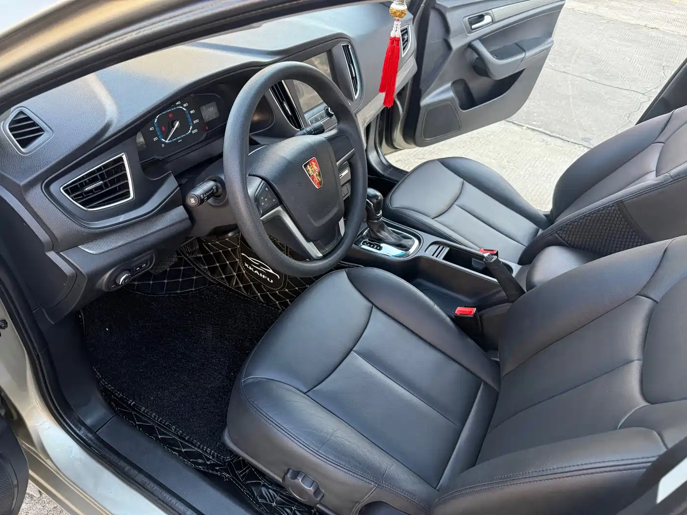 Roewe 360 2017 2017 1.5L Auto Luxury Edition