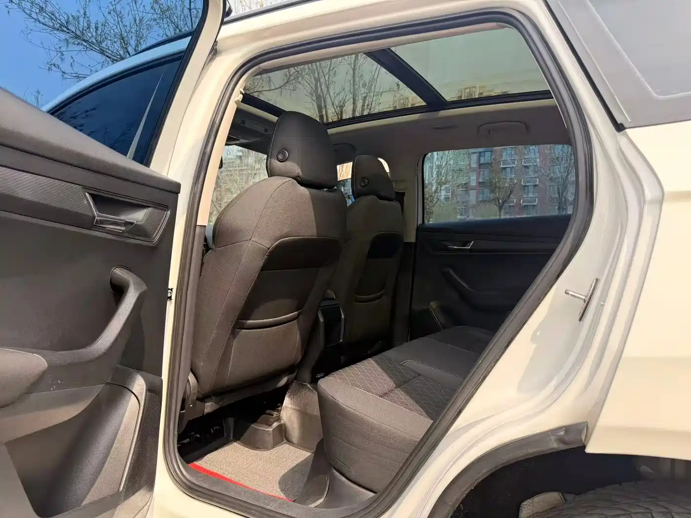 Škoda Karoq 2018 TSI280 Comfort China V фото 15