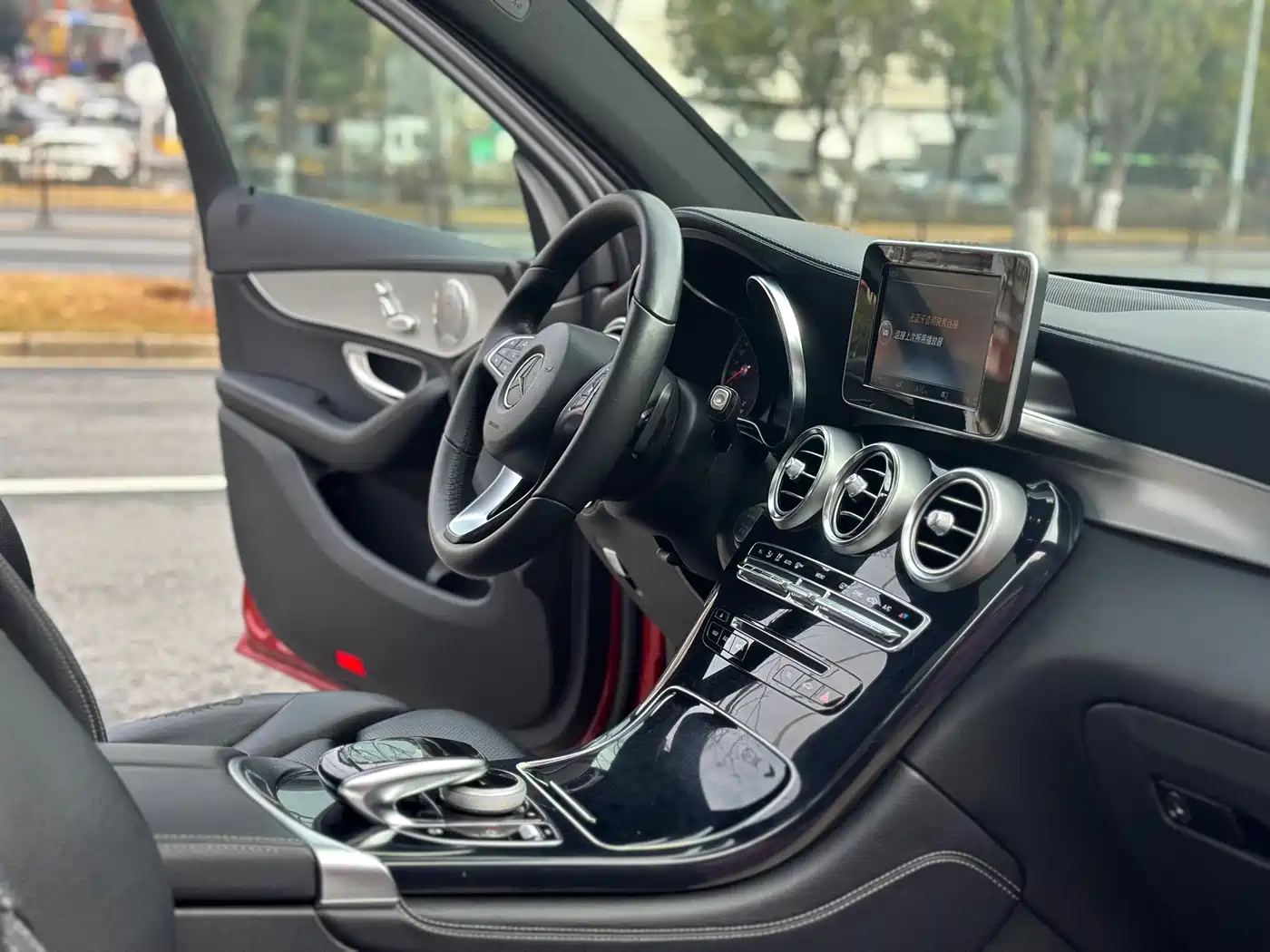 Mercedes-Benz GLC 2016 GLC 200 4MATIC фото 18