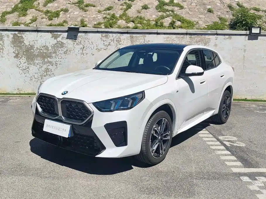 BMW X2 2025 2023 sDrive25i M Off-Road Package