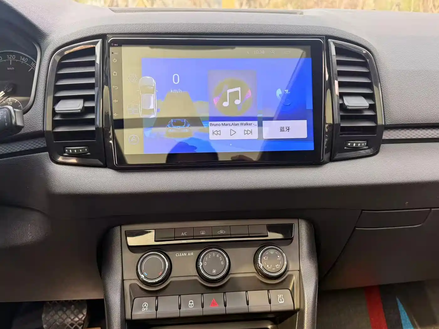 Škoda Karoq 2018 TSI280 Comfort China V фото 20