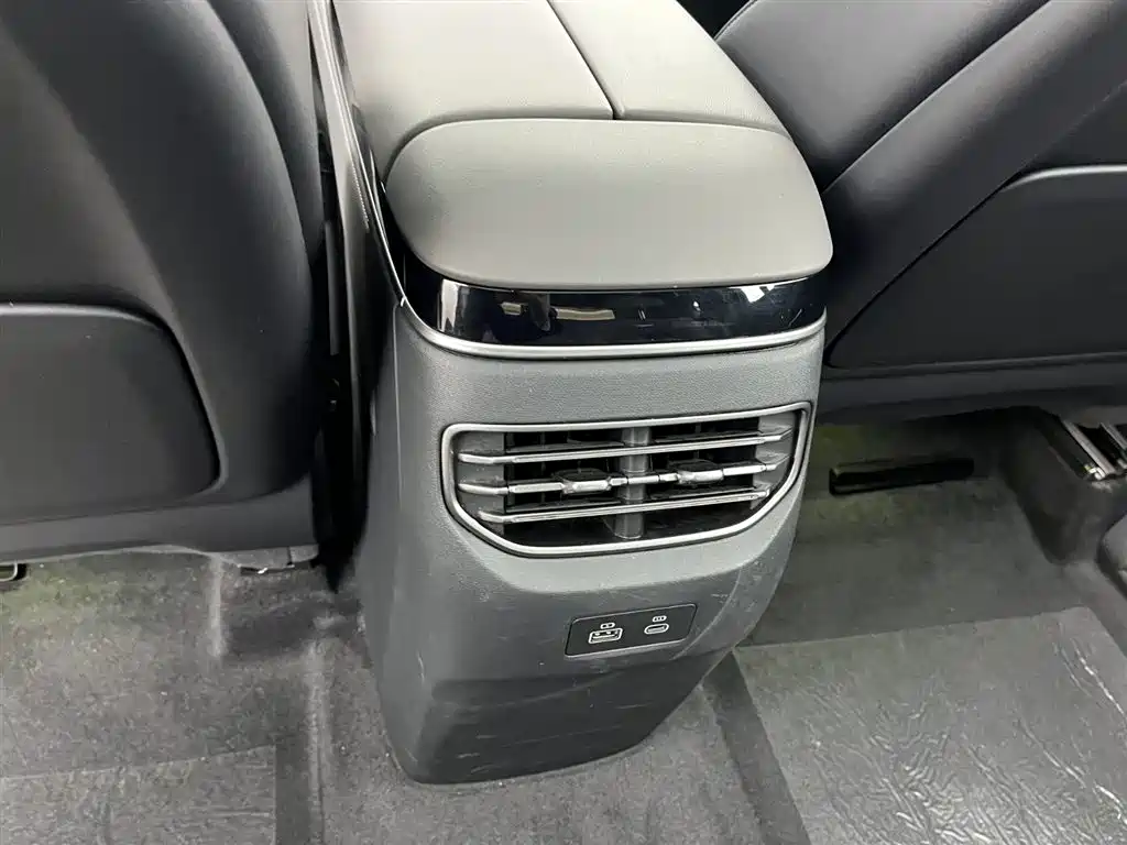 Hongqi HONGQI TIANGONG 08