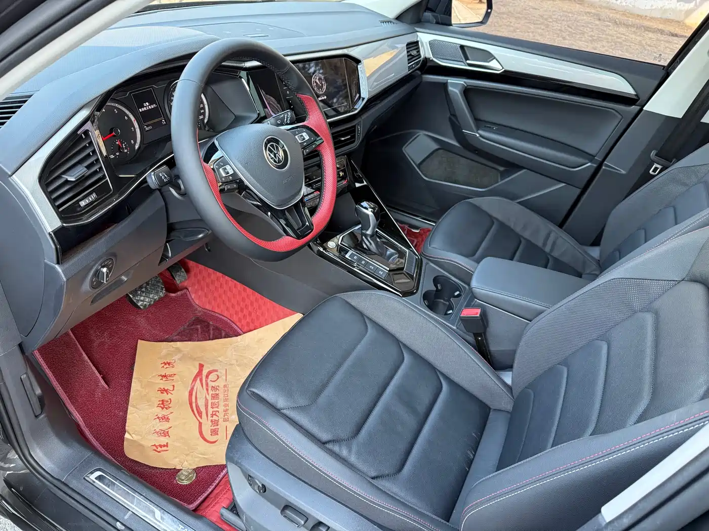 Volkswagen Tayron 2022 280TSI 2WD Luxury Smart Connect Edition фото 9